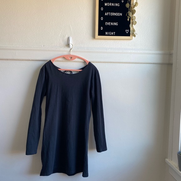 Forever 21 Simple Dark Grey Dress - Picture 5 of 5